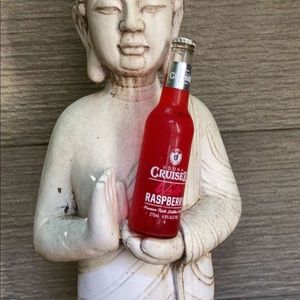 Meet your Posher, Mia